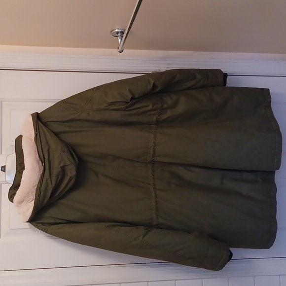 EUC TIME AND TRU THICK WINTER HOODED COAT - Picture 9 of 9